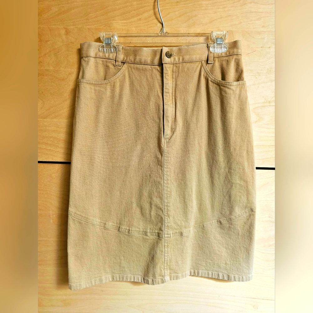 GOTCHA Covered tan jean Skirt